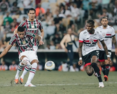 Fluminense atropela o So Paulo e garante vaga na Libertadores  