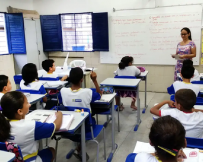 MEC quer transformar escolas e levar ensino integral a 100% do pas at 2026
