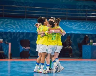 Seleo Feminina avana com goleada na Copa do Mundo