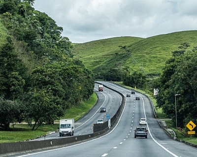 Convoca��o de paralisa��o dos caminhoneiros fracassa e circula��o segue normal nas estradas