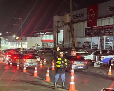 Opera��o Lei Seca resulta na pris�o de tr�s condutores por embriaguez em V�rzea Grande