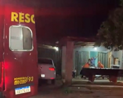 Ap�s briga com filho, mulher esfaqueia a pr�pria barriga e mobiliza resgate