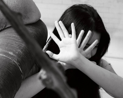 Mulher � espancada e chicoteada pelo companheiro ap�s negar dinheiro para drogas em Cuiab�