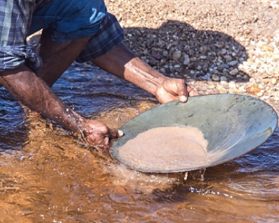Trabalhadores s�o torturados ap�s suspeita de desvio de ouro em garimpo de Pontes e Lacerda