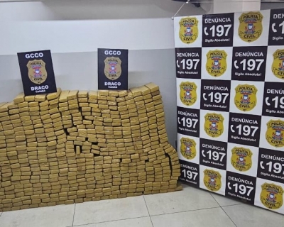 Pol�cia Civil apreende aproximadamente meia tonelada de maconha em VG