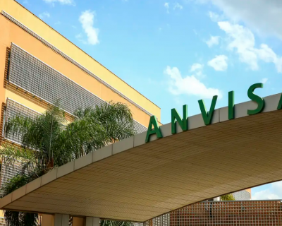 Anvisa pro�be venda de cosm�ticos irregulares e acende alerta aos consumidores