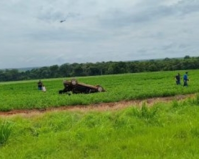 Capotamento na MT-242 deixa cinco feridos, incluindo duas crian�as, em Sorriso
