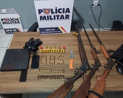 Pol�cia Militar apreende tr�s espingardas e 93 muni��es em distrito de Itiquira