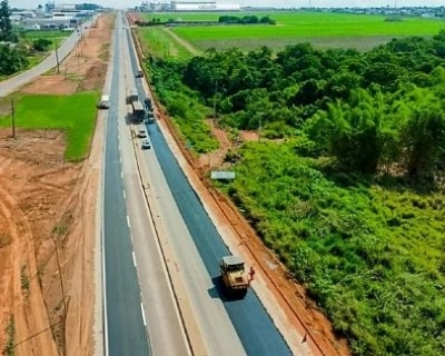 BR-163: Sinop recebe entrega hist�rica de 130 km duplicados no Norte de MT