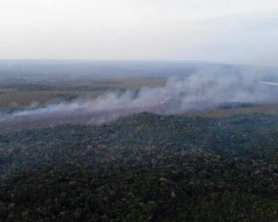 Fuma�a de queimadas atinge cidades de dez estados