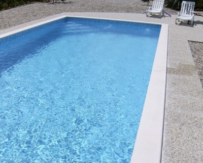 Crian�a de 5 anos morre ap�s dias internada por afogamento em Sapezal