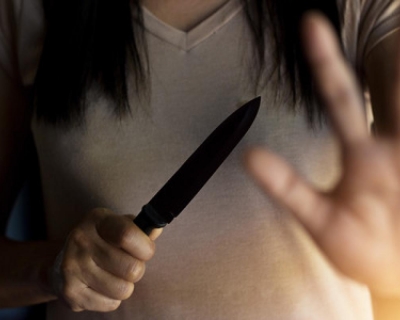 Durante discuss�o, mulher esfaqueia marido dentro de casa em Nortel�ndia