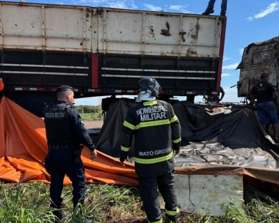 Carreta com produtos qu�micos tem cabine destru�da por inc�ndio na MT-326