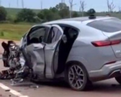 Colis�o frontal na BR-163 deixa feridos e causa perda total em ve�culos(V�deo)