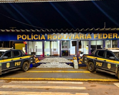 PRF apreende quase 300 quilos de skunk escondidos em carga de caminh�o na BR-364