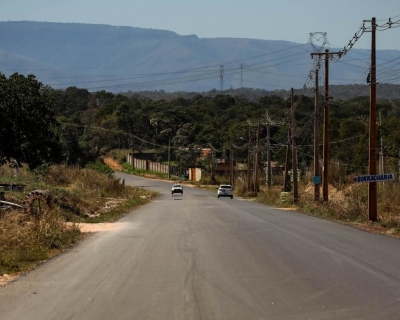 Governo de MT investe em rodovias e leva asfalto para distritos de Cuiab�