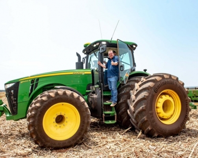 Max atua em defesa dos pequenos produtores na Frente Parlamentar da Agropecu�ria