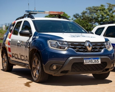 Homem � preso por viol�ncia dom�stica e desacato contra policiais militares