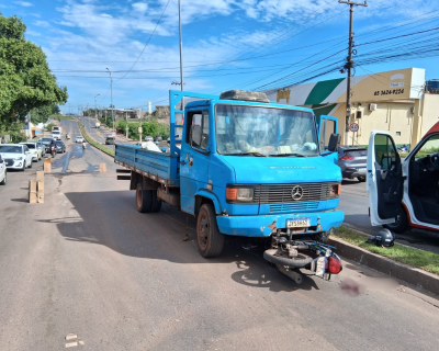 Motociclista por aplicativo morre ap�s queda e atropelamento na Estrada da Guarita
