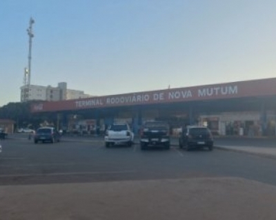 Mulher se joga de caminh�o em movimento para fugir de agress�es em Nova Mutum