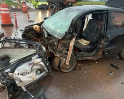 Colis�o entre carro e carreta deixa quatro feridos na BR-163