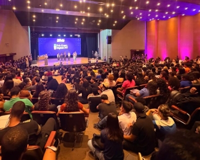 Seduc inicia as aulas e entrega de materiais do curso preparatório Pré-Enem Digit@l 2026