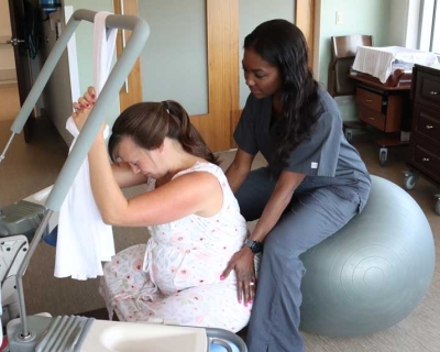 Regulamentação nacional consolida atuação de doulas e amplia integração ao SUS