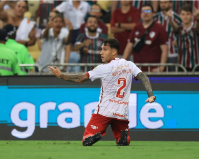 Ex-jogador do Inter  condenado por agresso sexual contra mascote