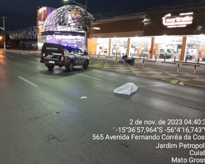 Jovem de 21 anos foge ap�s atropelar e matar idoso na Avenida Fernando Corr�a