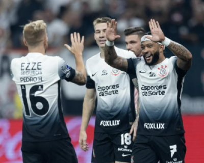 Corinthians goleia Fortaleza e avana para a semifinal da Copa Sul-Americana