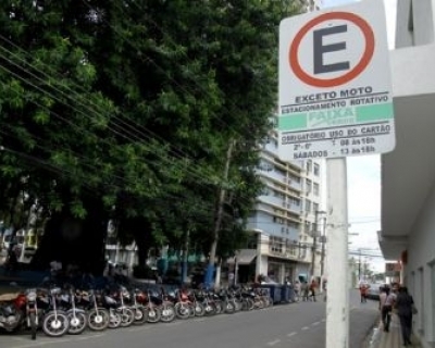 Estacionamento rotativo entra em vigor em Cuiab� com taxas e multas