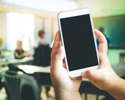 O desafio do uso de celulares em sala de aula: Pesquisadores apontam caminhos para superar o problema