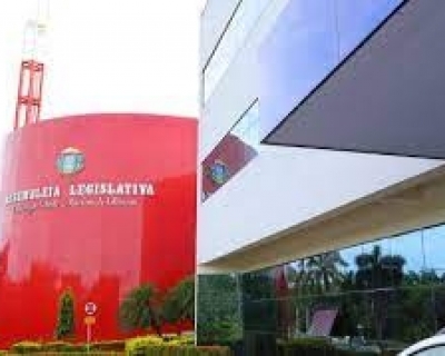 AL instala Frente Parlamentar da Famlia