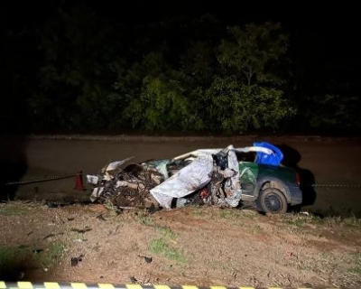 Coliso entre Saveiro e nibus deixa um morto na BR-163 em Sorriso