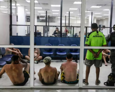 Justia converte priso de 21 torcedores do Pearol em preventiva aps confrontos no Rio de Janeiro