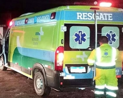 Acidente entre carretas deixa motorista morto e bloqueia BR-364 em Rosrio Oeste