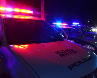 PM prende homem por tentativa de feminicdio, aps agredir namorada a pauladas e atear fogo