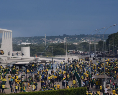 Ao retornar da Argentina, foragido do 8/1  preso pela PF