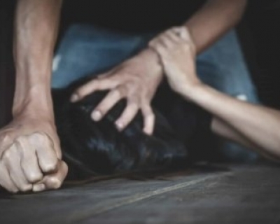 Homem � Preso por Abusar de Enteada de 11 Anos 