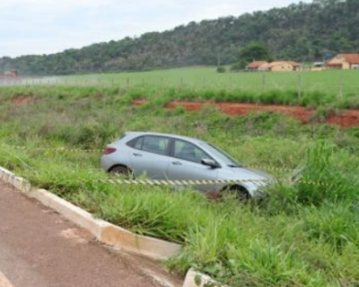 Homem  encontrado morto ao lado de carro abandonado em rodovia de Pontes e Lacerda
