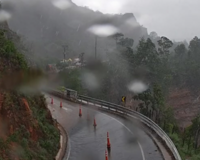 Chuva provoca interdio no trnsito do Porto do Inferno na MT-251