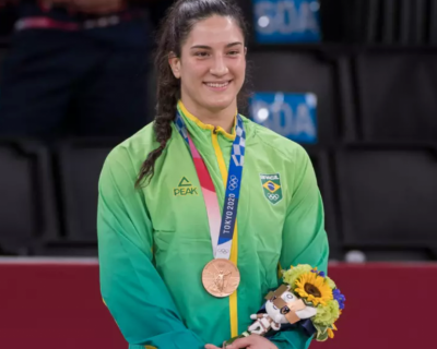Tricampe mundial Mayra Aguiar anuncia aposentadoria do jud