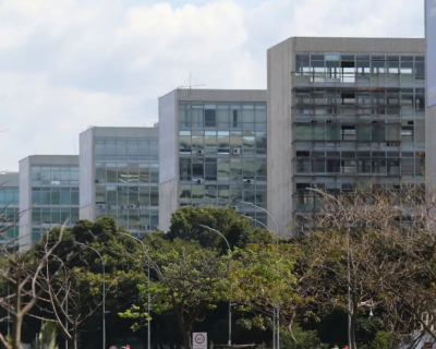 D�ficit de contas p�blicas cai 80% em novembro se comparado com 2023