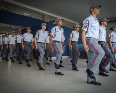 Seduc abre inscries de processo seletivo para as Escolas Estaduais Cvico-Militares