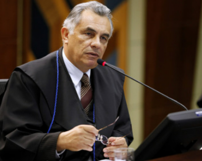 Ex-deputado  condenado a devolver R$ 1,6 milho aos cofres pblicos