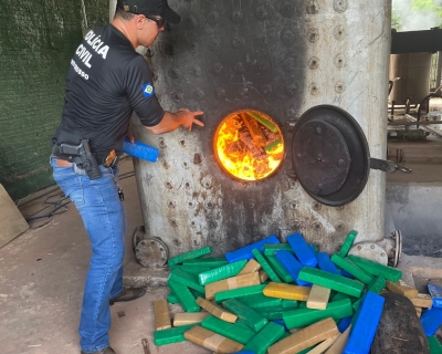 Polcia Civil incinera cerca de uma tonelada de maconha apreendida em Itiquira