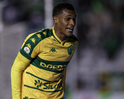 Cuiab vende lateral Matheus Alexandre ao Sport por 1,5 milho de dlares