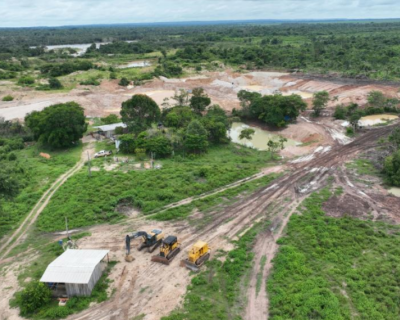 Sema embarga garimpo ilegal e apreende m�quinas em Peixoto de Azevedo