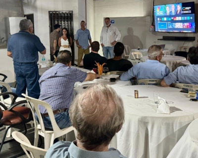 Pecuaristas e especialistas debatem os benefcios da carne vermelha para a sade humana em evento na Nelore MT