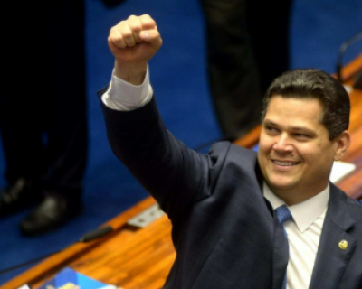 Davi Alcolumbre � eleito presidente do Senado